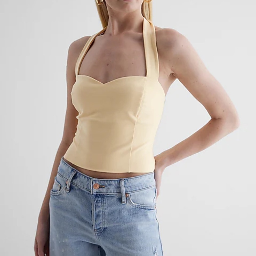 EXPRESS Body Contour Textured Sweetheart Halter Cropped Tank